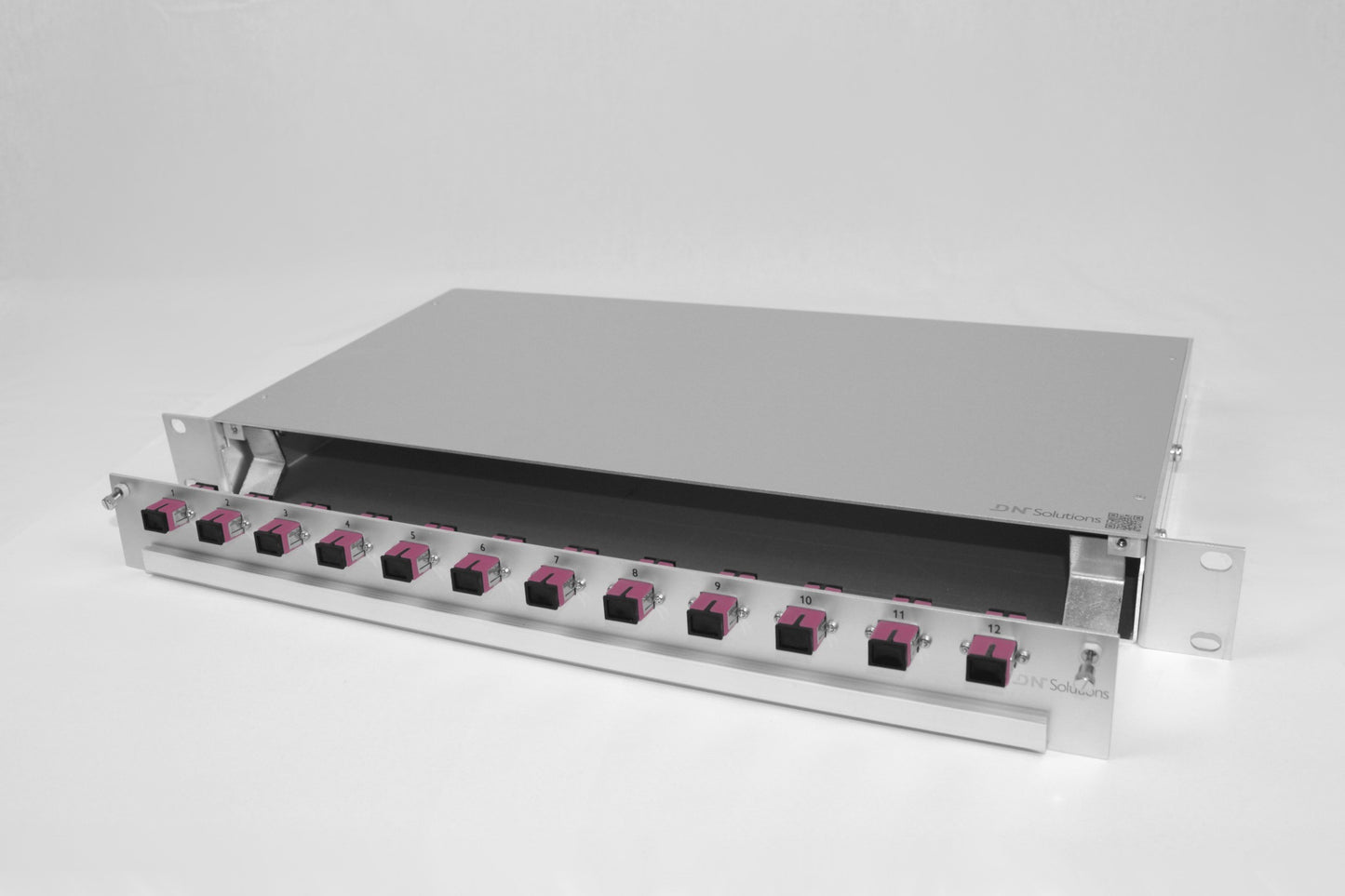 1HE / 19'' KEV, SCPC, OM4