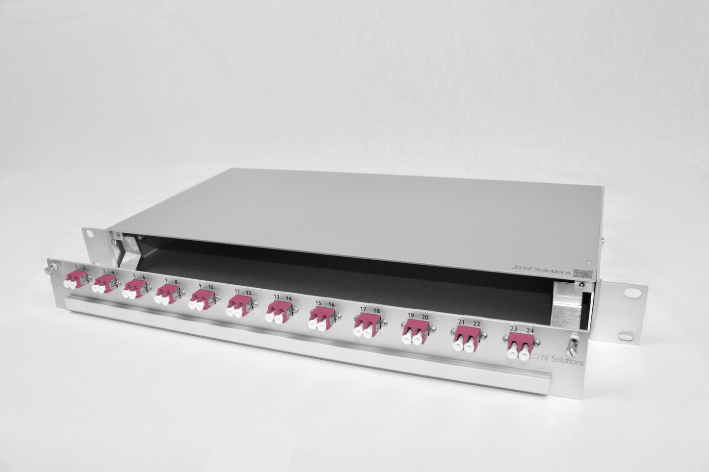 1HE / 19'' KEV, LCPC, MM