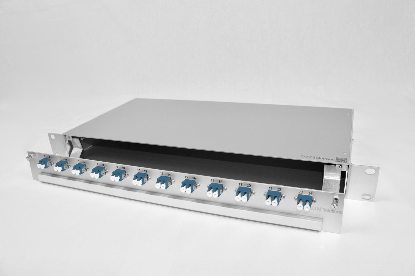 1HE / 19'' KEV, LCPC, SM