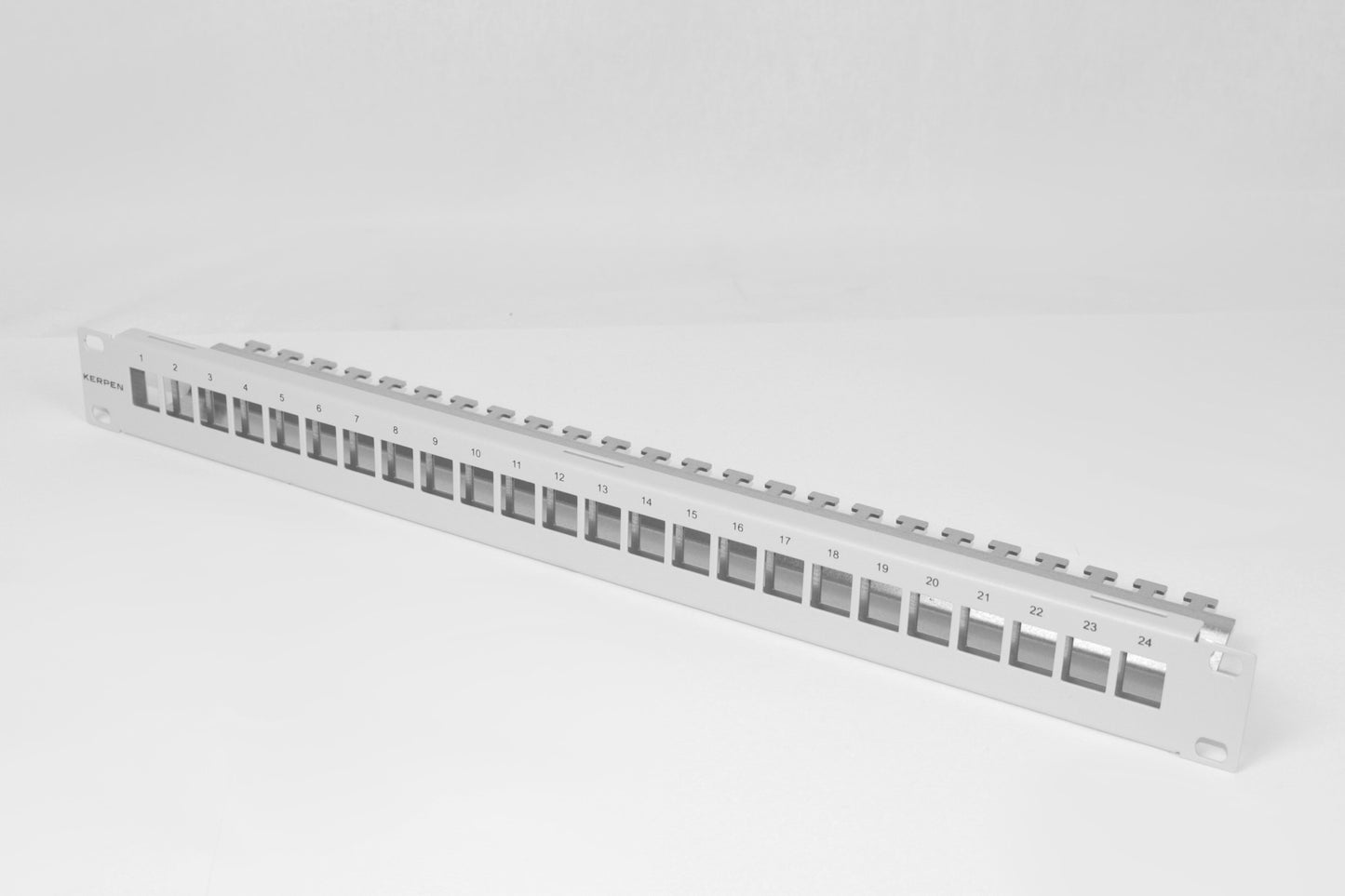 Kerpen MegaLine Connect45 Pro, Verteilerfeld 1HE / 19'' 24xRJ45 Port, gerade